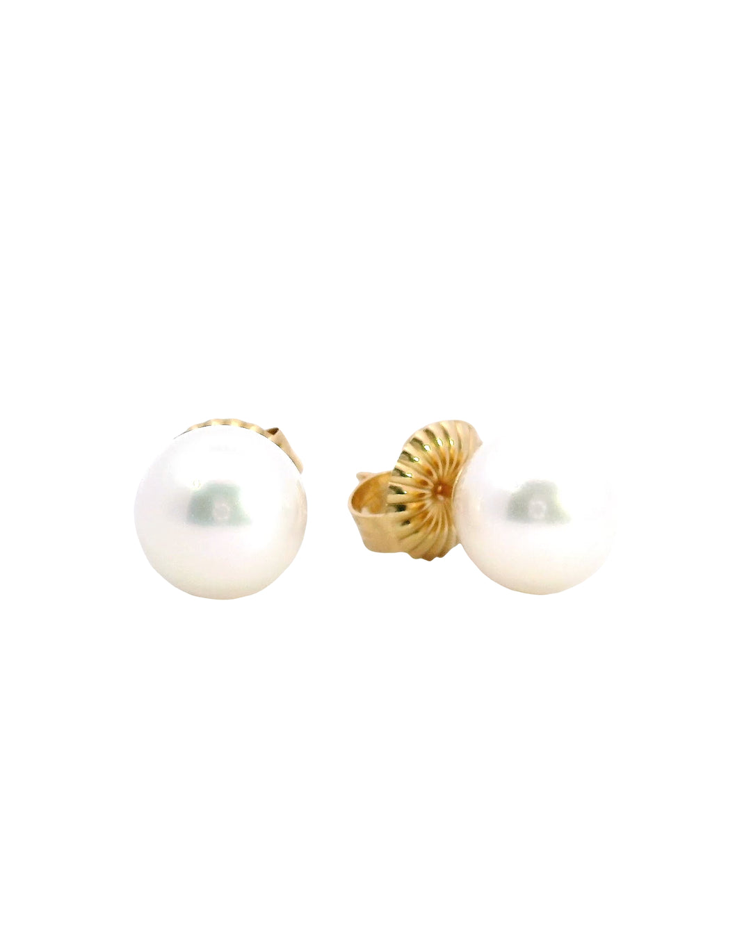 Cove Round Freshwater Pearl Stud Earrings