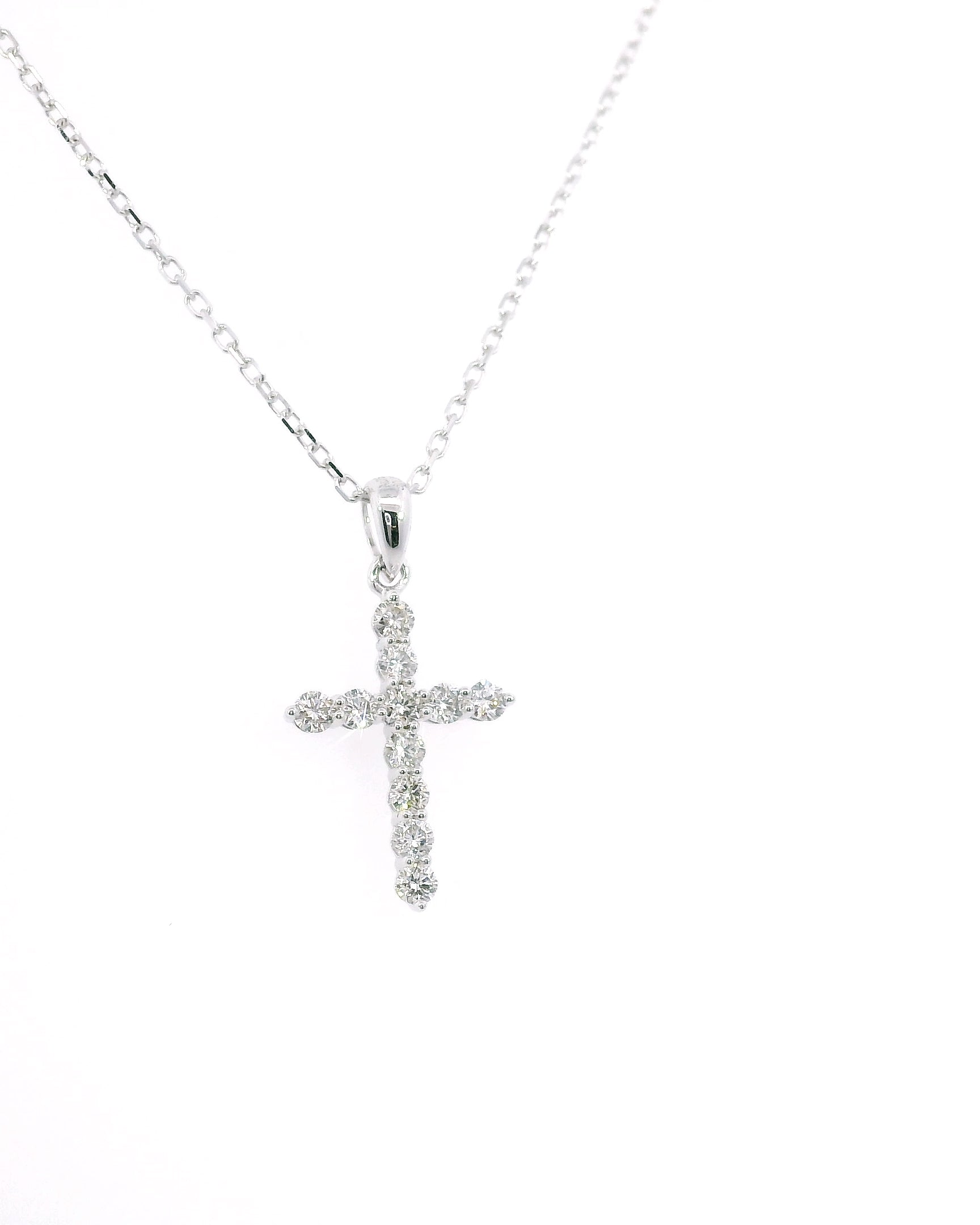 0.26Ct Natural Diamond Claw Set Cross Pendant