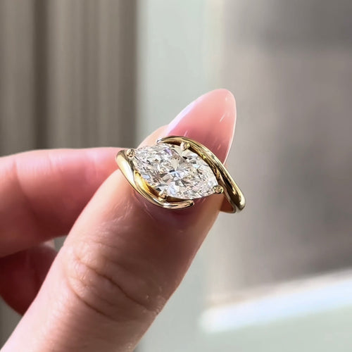 2.01Ct Marquise Cut D VVS2 Diamond East-West Curved Band Engagement Ring