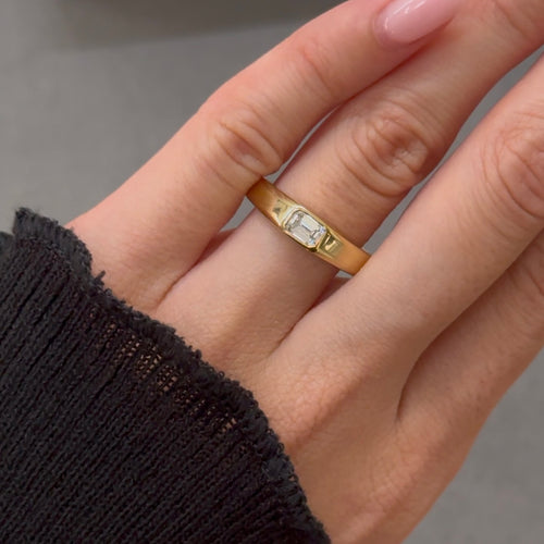 Emerald Cut Diamond Signet Ring