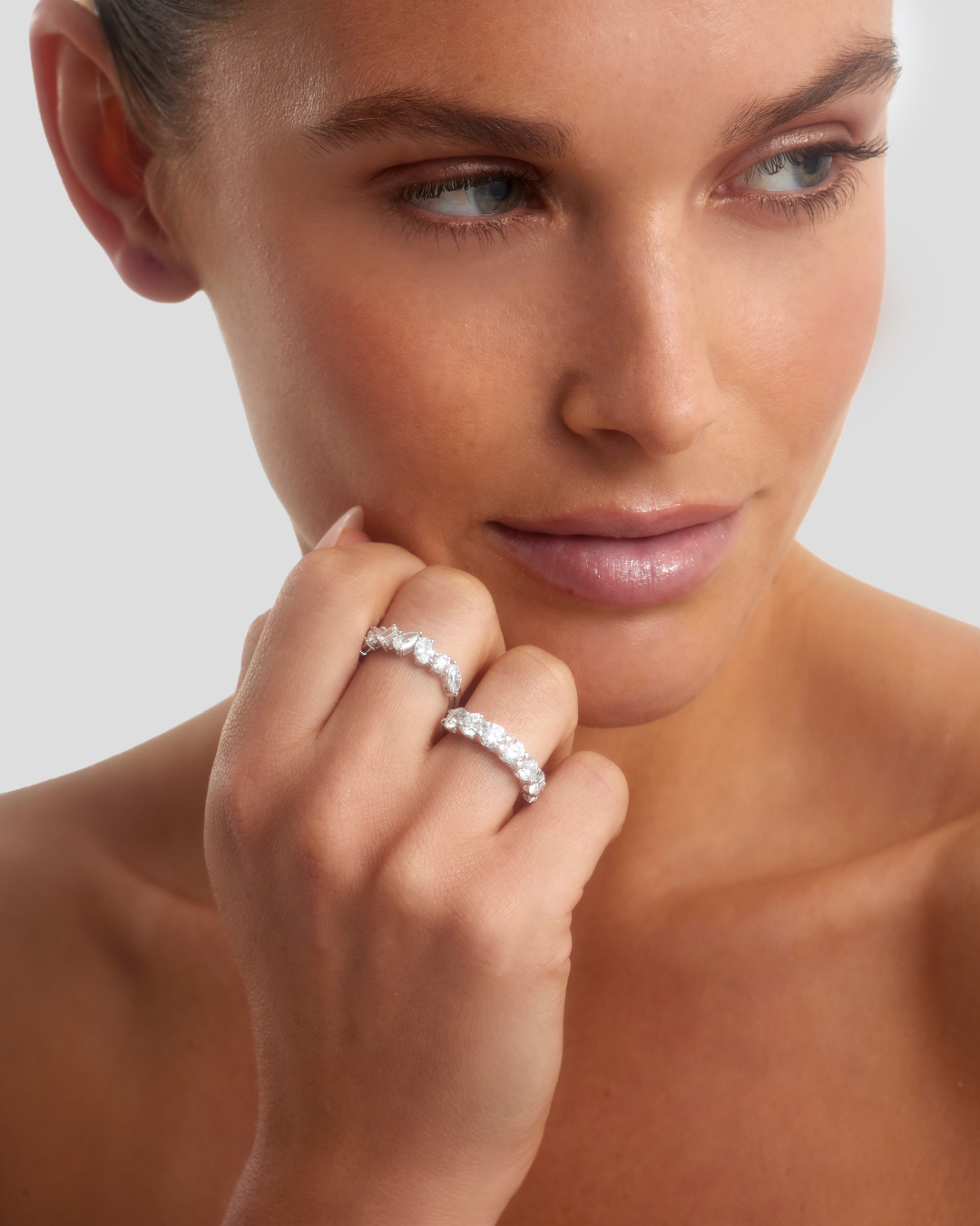2.10ct Round Brilliant Natural Diamond U-Scallop Eternity Ring