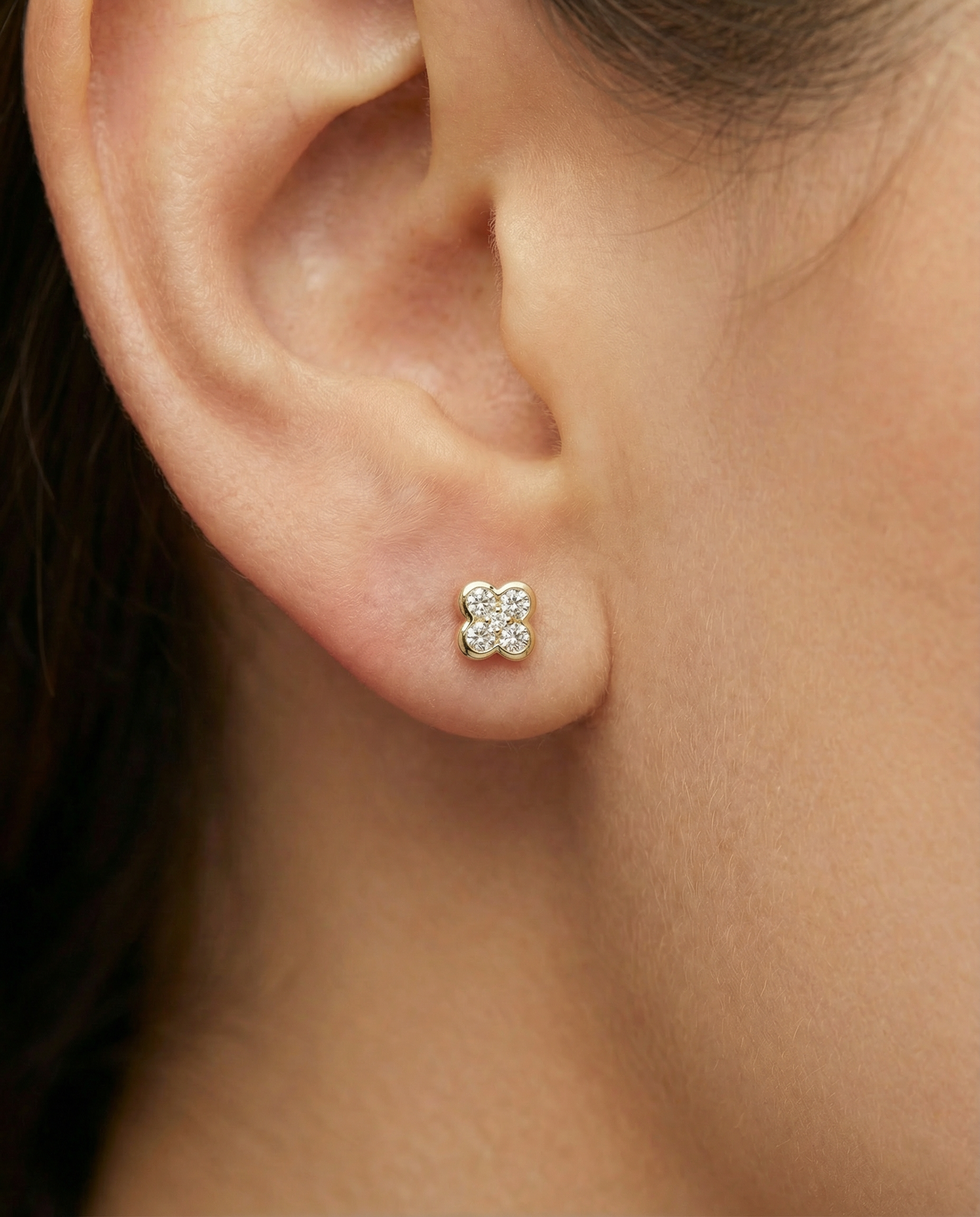 0.21Ct Round Brilliant Cut Natural Diamond Bezel Set Cluster Studs