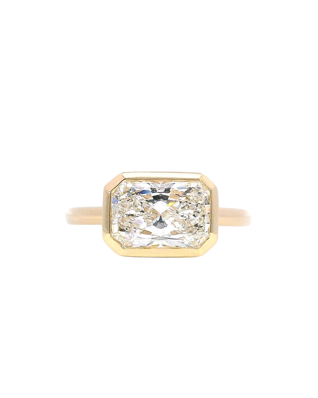 Radiant Cut Diamond East-West Bezel Solitaire Design