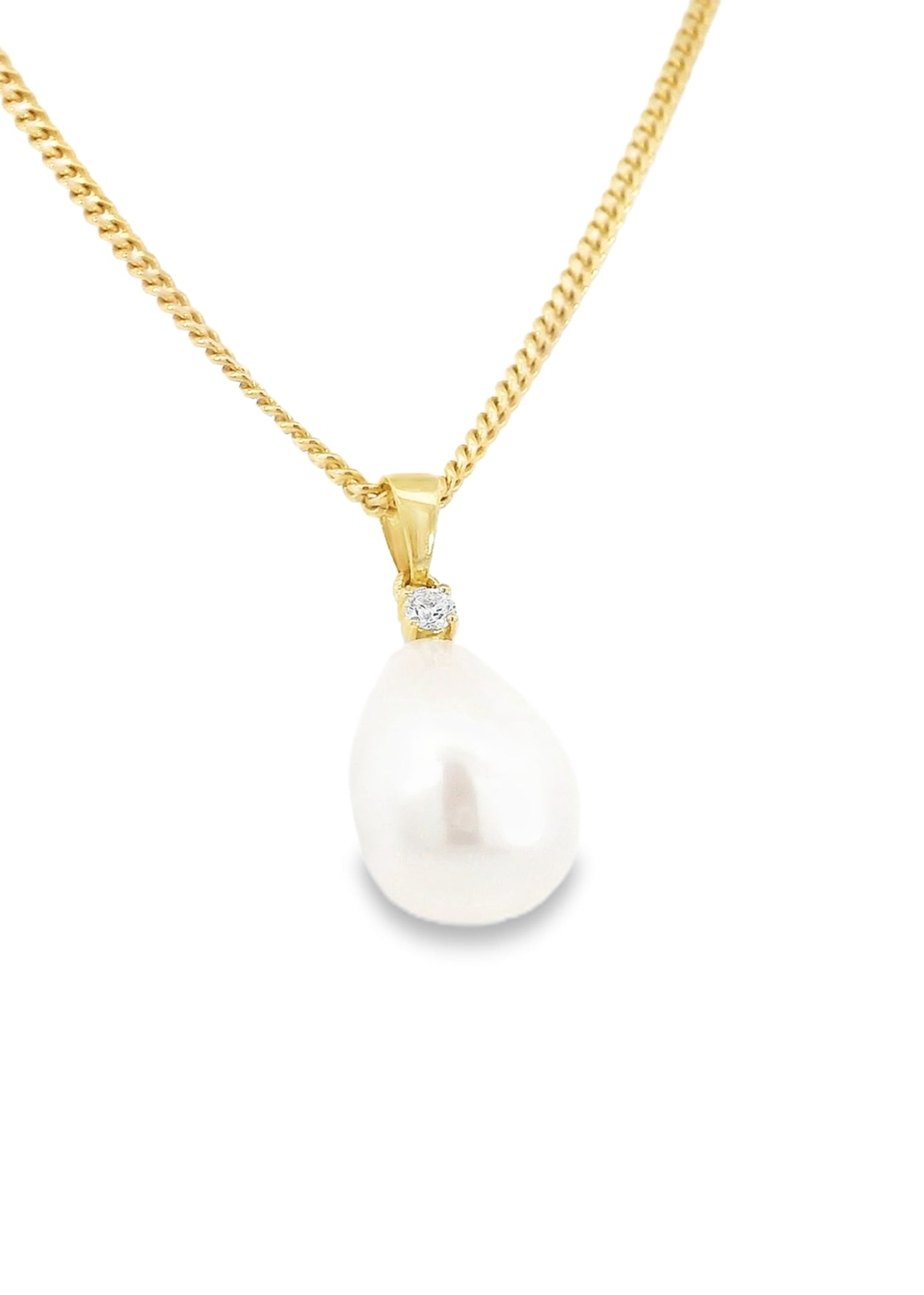 Mia Baroque Freshwater Pearl & Diamond Pendant Necklace