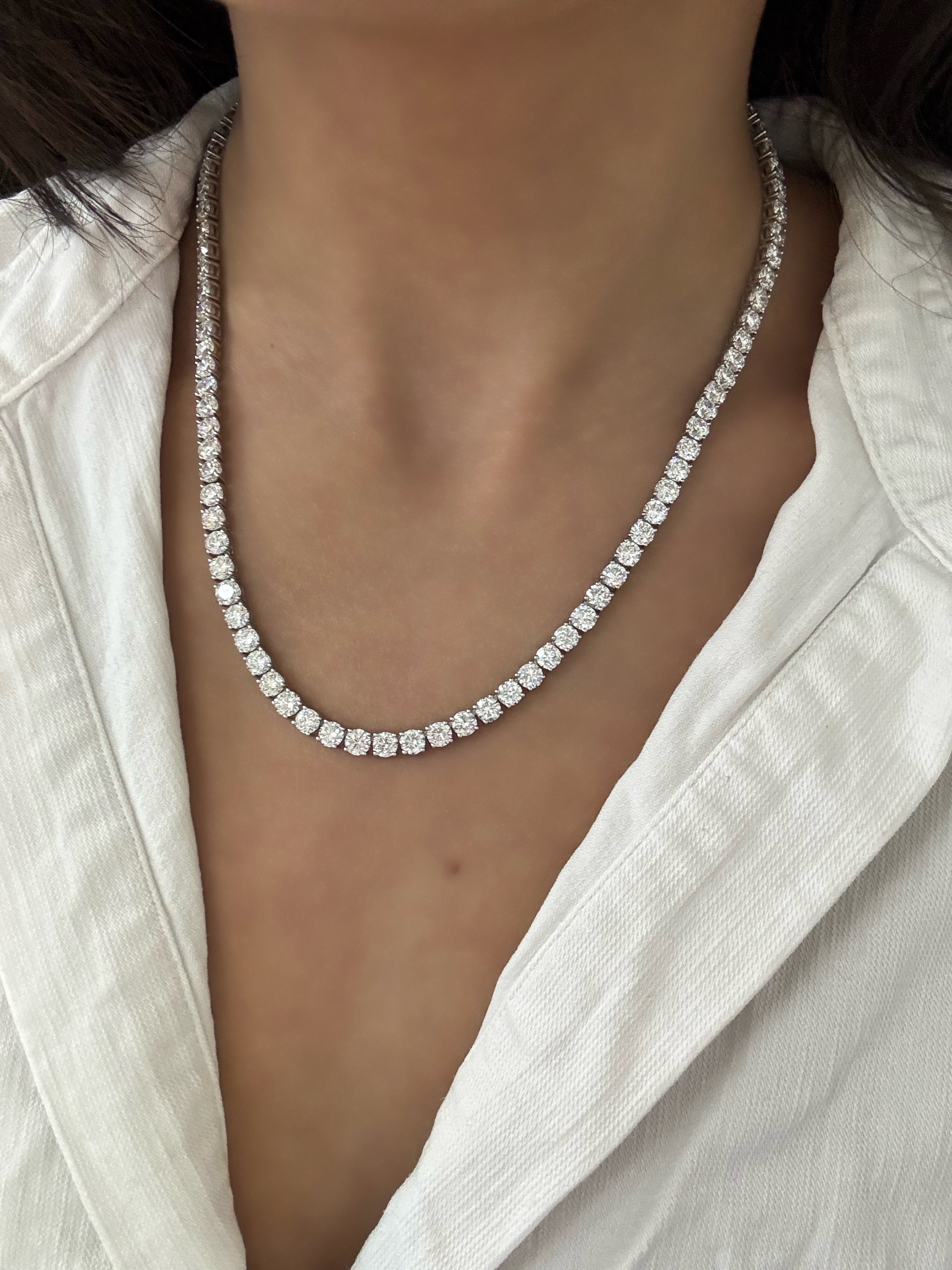 29Ct Round Brilliant Cut Natural Diamond Classic Set Tennis Necklace
